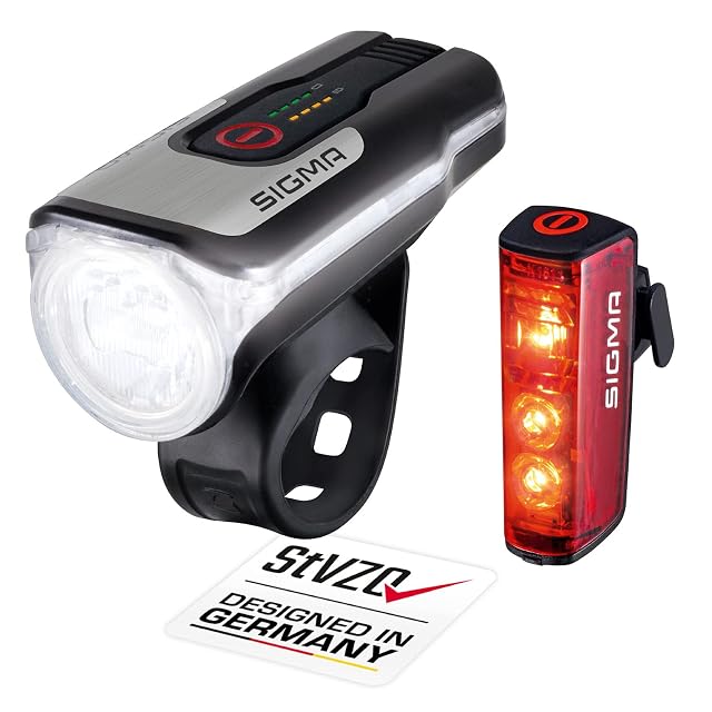 SIGMA Aura 80 Frontlampe und BLAZE Rückleuchte nebeneinander